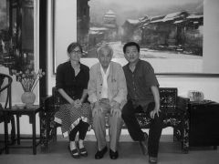 陈辉照片与儿子的老师曼古彦和玛丽安（密西根大学著名教授夫妇)