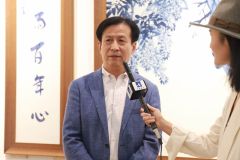 马硕山照片著名旅日书法篆刻家晋欧先生接受采访