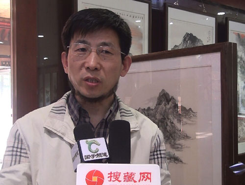 艺术家徐家康接受采访.jpg