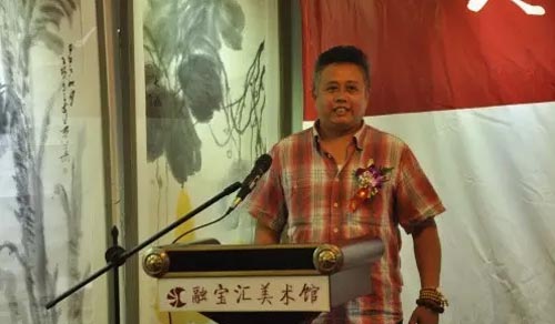 参展艺术家马志刚在开幕式上发言.jpg