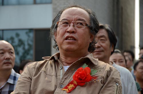 参展艺术家胡宝利.jpg