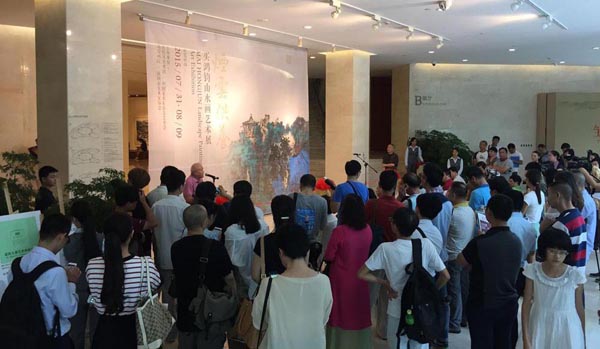 “烟云供养——买鸿钧山水画艺术关山月美术馆邀请展”展览现场01.jpg