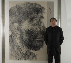戴顺智作品在作品前